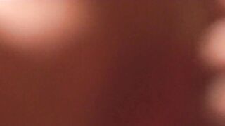 Непристойное проникновение в киску Оксанки с грубыми выражениями