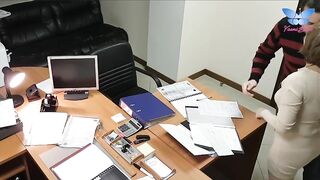 Секретарша занимается сексом с начальником