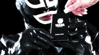 Крутой латексный фут-фетиш с развратными проститутками