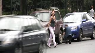 Скрытый уголок для интимных занятий: неожиданная находка