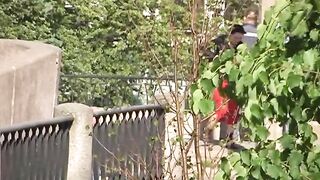 Мокрые брюки после непристойного действия: грязная история без стыда