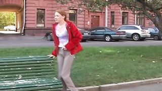 Публичная мастурбация в трусиках на городской площади