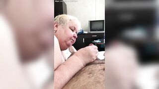 Усталая Сучка Решает пошалить на Камеру