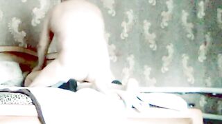 Бывший мудак моей жены трахает ее в жестком порно
