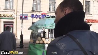 Извращенный секс в общественном туалете: Черный козел трахает худую девушку за деньги