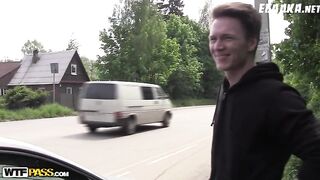Жесткий секс на лесопилке с рыжей красоткой вдвоем!