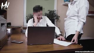 Большегрудая красотка не смогла отказать своему начальнику
