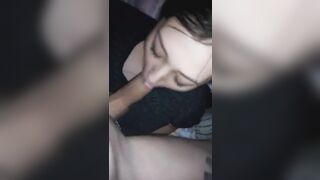 Горячий оральный секс с похотливой девушкой на запись телефоном