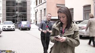 Кухонный секс после подарка цветов