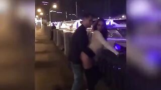 Ночной клуб и публичный секс с горячей сучкой