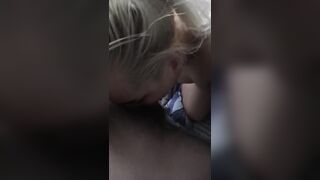 Нежный секс и страстное вафлинг с похотливой блондинкой на рассвете