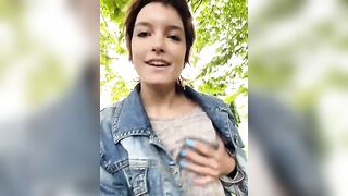Горячая Ева трахается в парке с грубым парнем