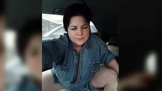 Жесткий секс на парковке с горячей Алёнкой в автомобиле