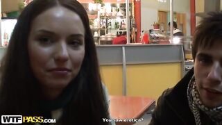 Анальный трах в туалете: непристойные Эрик и Эдик трахают дырку до криков!