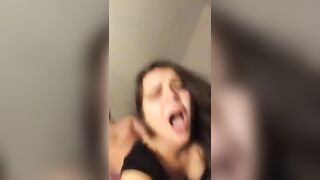Невероятный секс в позе раком: стоны и просьбы о более жестком трахе