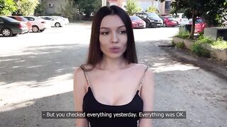Блондинка отдается за депозит: горячее порно видео