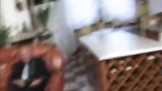 Старые пердуны оттрахали и обосрали худую блондинку в чулках в ванной