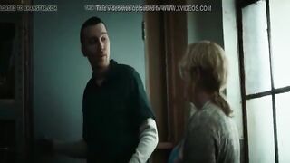 Жаркий секс с матерью в очках в подсобке: сынок жестко трахнул старую шлюху!