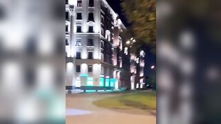 Публичный минет на самокате в парке
